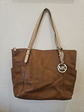Michael Kors Jet Set Top-Zip Tote in brown pebbled leather